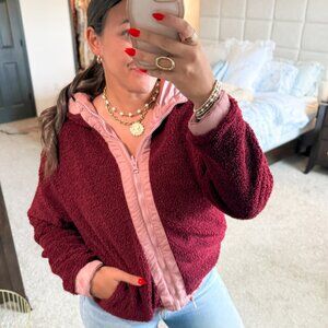 Reversible Sherpa Puffer Jacket Burgundy & Pink Hooded Women’s M